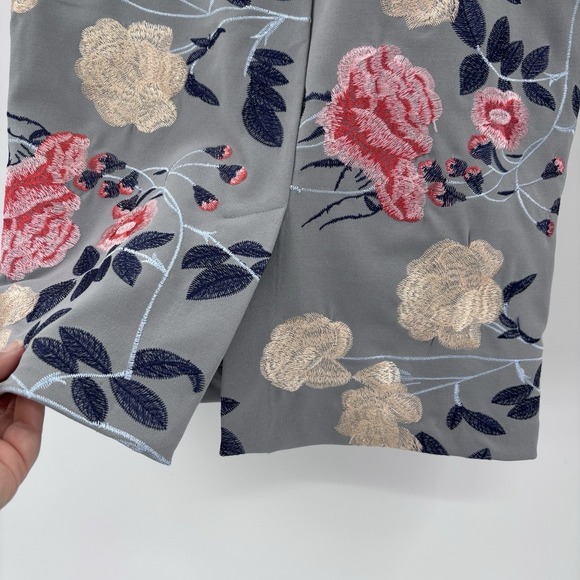 Eci NY Blue Embroidered Floral Pencil Skirt Women's Medium Romantic Academia - Picture 4 of 9